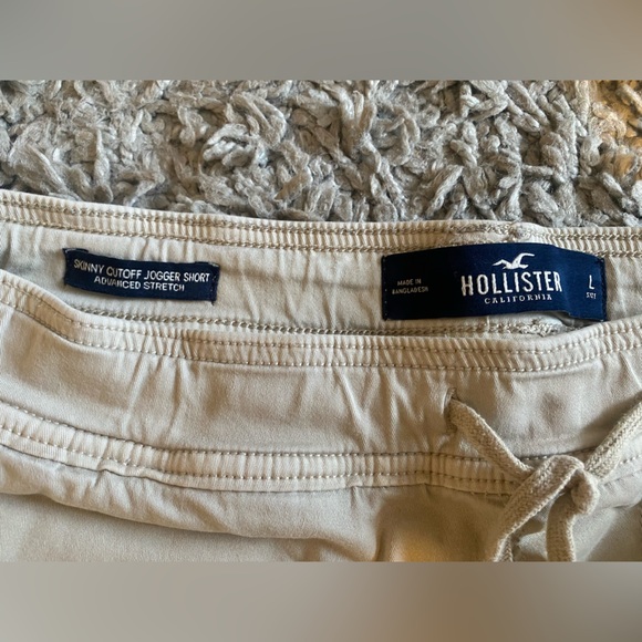 Hollister Skinny cut off jogger short - Picture 3 of 4